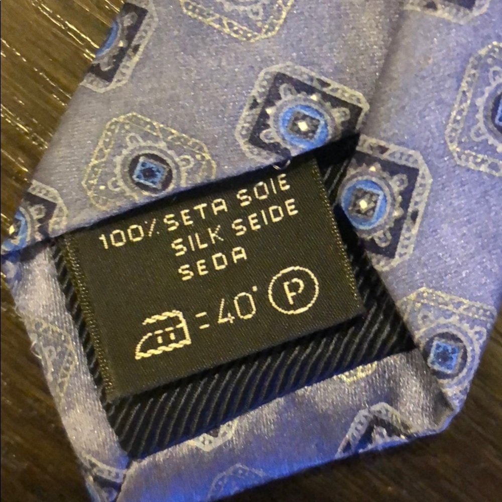 ERMENEGILDO ZEGNA 100% silk . - Picture 3 of 3